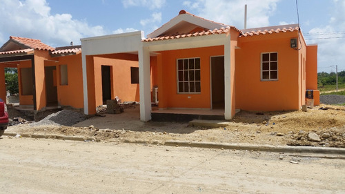 Imagen 5 de 14 de Casa En Res. Doña Luz.