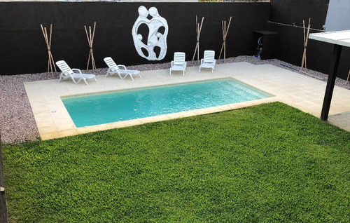 Imagen 1 de 14 de Casa Con Piscina Climatizada Parque Del Plata