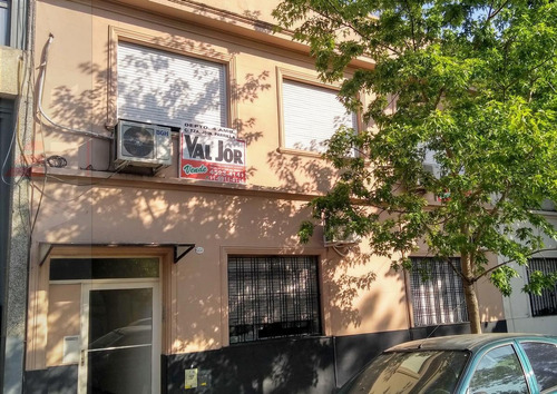 Imagen 1 de 30 de Departamento En Venta 4 Ambientes Al Frente Con Parque/jardin Propio!!! Y Terraza