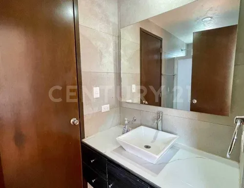 Casa En Venta En Britania La Calera, Puebla.