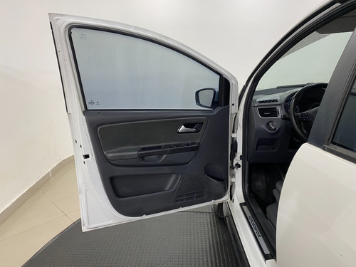 Imagem 16 de 19 de Volkswagen Crossfox