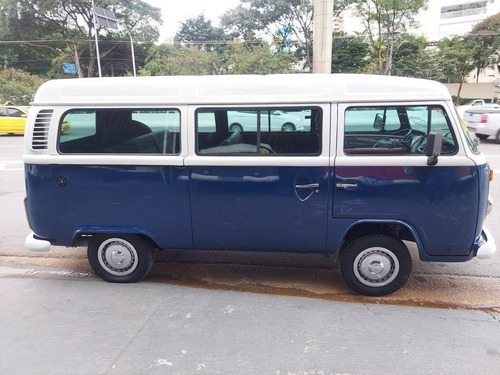Imagem 8 de 10 de (04) Volkswagen Kombi 1.6 Gasolina 2002 Zerada