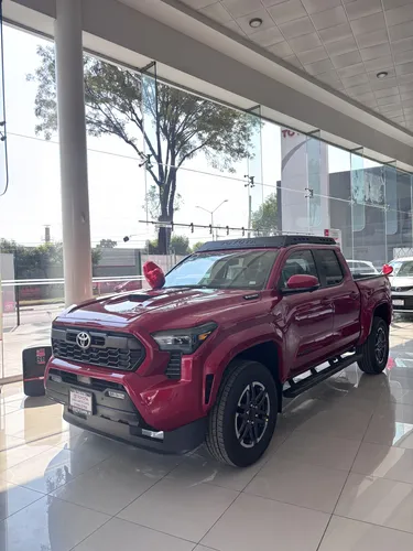 Toyota Tacoma 2.4 Hev Premium 4X4