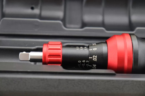 Chave De Estalo Axial C/torque 1 A 6nm Encaixe 1.4''+cf+nf