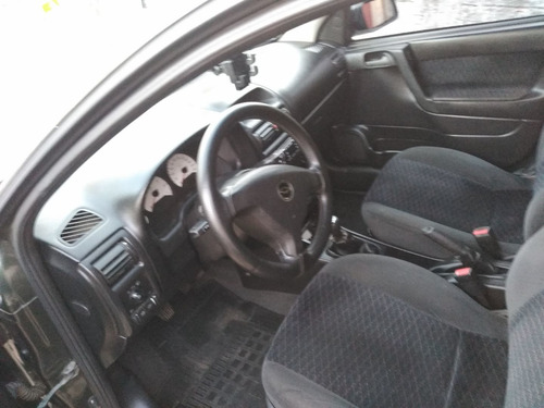 Chevrolet Astra Sedan 2001 2.0 Gls 4p