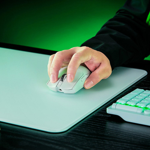 Mouse Gamer De Juego Inalámbrico Recargable Razer Viper V3 P