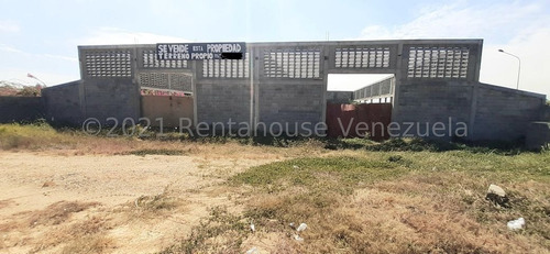 Galpones Y Terrenos En Venta En Excelente Ubicacion De Yaritagua Ideal Para Desarrollar El Proyecto Que Tanto Deseas Yaritagua Daniela Linarez