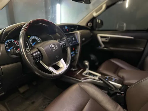 Toyota Fortuner 2.8l