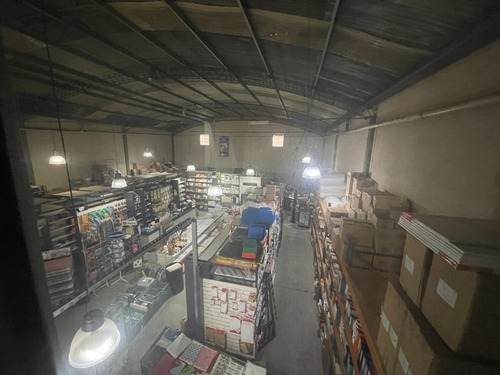 Imagen 6 de 14 de Local - La Plata