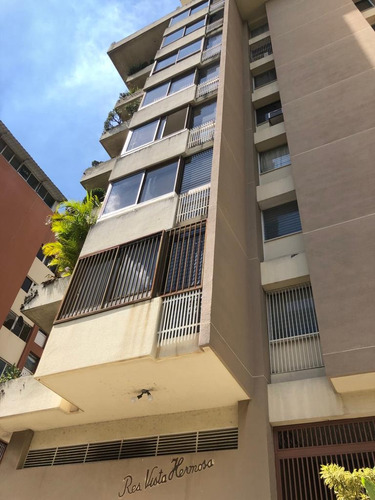 Venta De Bonito Apartamento Ubicado En La Urbanización La Urbina 