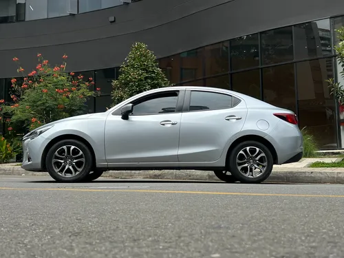 Mazda 2 Sedan 1.5 Grand Touring Lx At