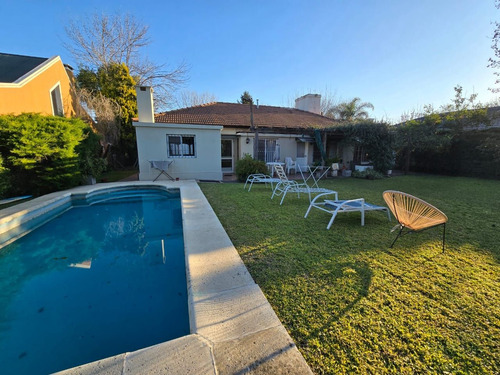 Venta Casa De Dos Dormitorios Country Club Banco Provincia