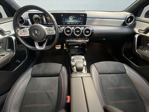 Mercedes-Benz A 35 AMG 2.0 CGI GASOLINA LAUNCH EDITION SEDAN 4MATIC 7G-DCT