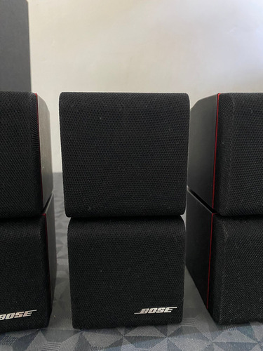 Bocinas Bose Cubo Y Subwoofer Bose Acoustimass (Usado)