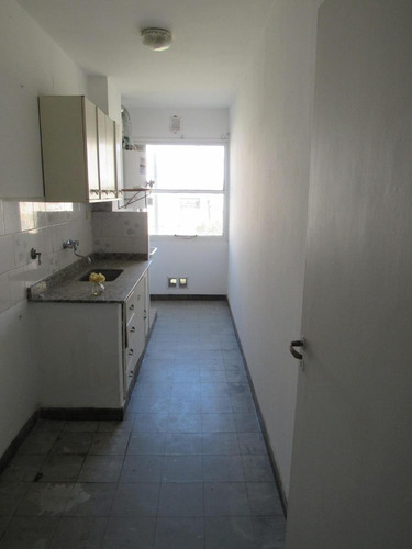 Departamento En Venta - 2 Dormitorios 1 Baño - 55mts2 - Chivilcoy