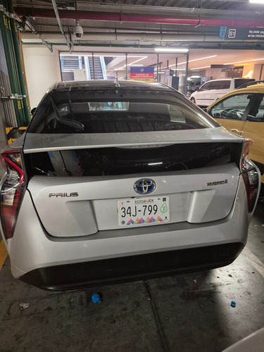 Toyota Prius 1.8 Premium Cvt