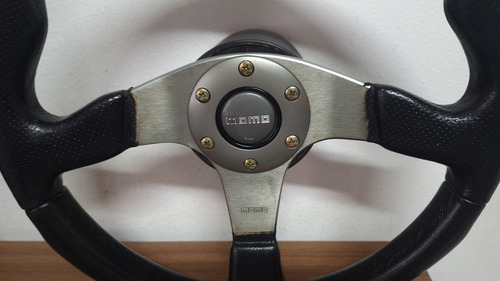 Volante Momo Antigo Made In Italy Carros Antigos Com Cubo (Usado)