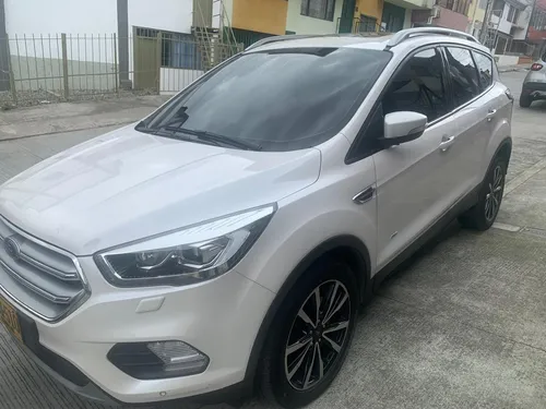 Ford Escape 2.0 Titanium