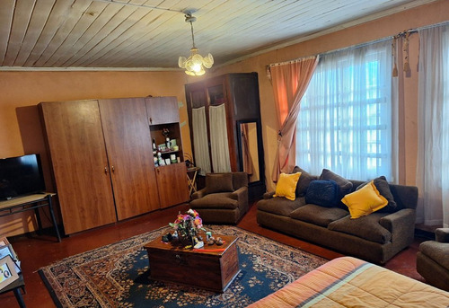 Casa Con 511 M2 A 4 Cuadras Del Centro De Los Ángeles