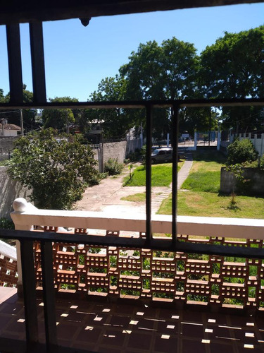 Casa En Venta 4 Dormitorios En Colon, Atencion Inversores !!!metros De Av Garzón, Buena Renta