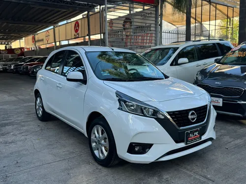 Nissan March 1.6 Advance Mt