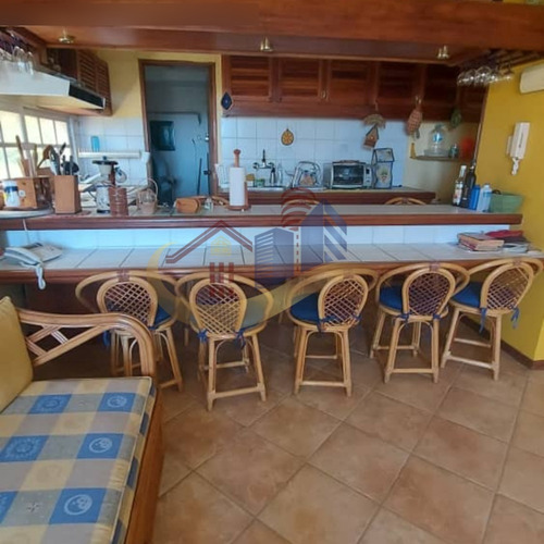 Imagen 4 de 14 de Venta De Apartamento En Caraballeda Ref 607