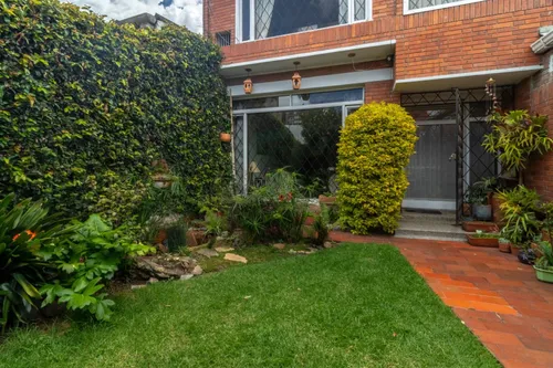 Casa En Arriendo/venta En Pasadena. Cod A16290