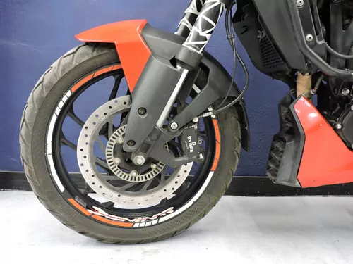 Bajaj Dominar 250 2022