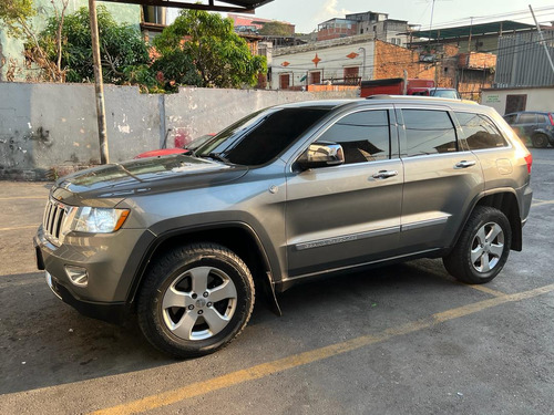 Jeep  Grand Cherokee  .