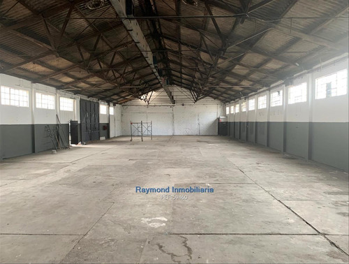Excelente Galpón De 700m2 En Camino Maldonado