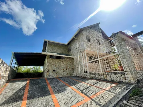 Venta De Casa Urb. Avp. Jr
