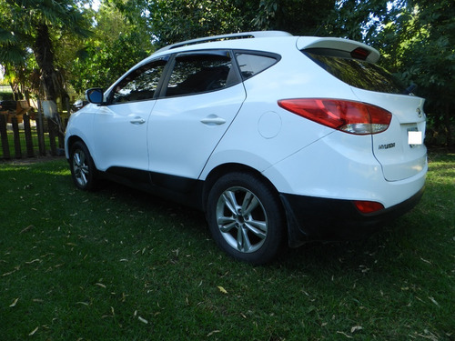 Imagen 5 de 9 de Hyundai Tucson 2.0 Gls 4x4 Caja Manual
