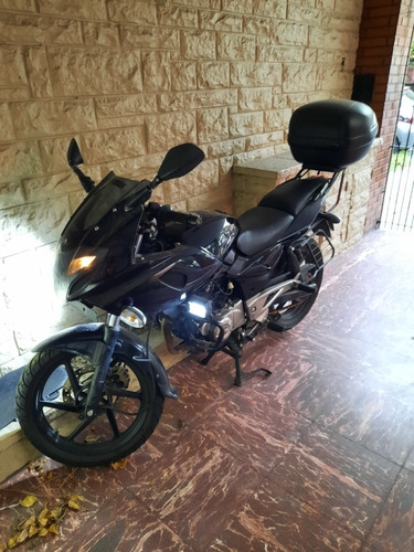 Rouser 220f
