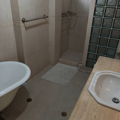 Imagen 18 de 26 de Hermosa Quinta Totalmente Remodelada