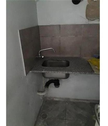 Imagen 6 de 9 de Locales En Esquina - Alquiler