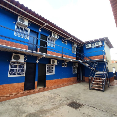 Alquiler De Casa Para Escuela De Béisbol O Empresas En Guacara, Sector Aguasal. C169