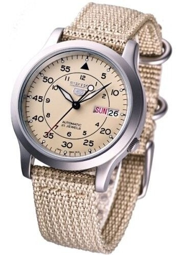 Reloj militar automático Seiko 5 Snk803, tamaño mediano, 37 pulgadas, color de correa beige, color de bisel plateado, color de fondo beige