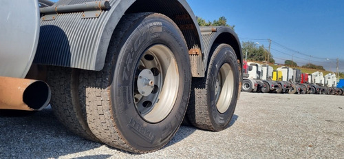 Imagem 5 de 10 de Volvo Fh 540 6x4 2012