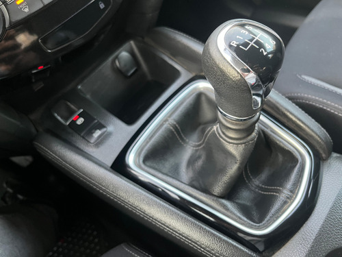 Nissan Qashqai 4x2 5mt - 2018 | 76
