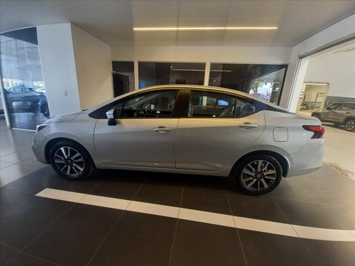 Imagem 7 de 11 de Versa 1.6 16v Flex Advance Xtronic