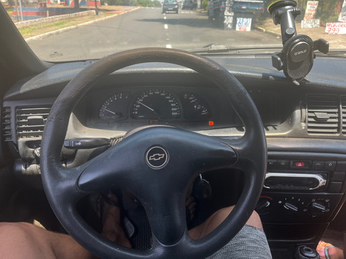 Chevrolet Vectra 2.2 Gls 4p