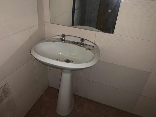 Casa Y Galpón 200 M2 Sobre Larravide Ideal Renta Ofertar