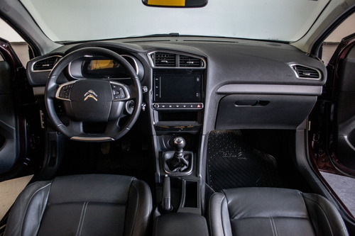 Imagen 5 de 15 de Citroën C4 Lounge 2018 1.6 Hdi 115 Feel Pack Ac652 Nv