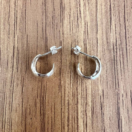 Imagen 3 de 7 de Arete Arracadas De Plata 925 Martillada Mujer Agalea