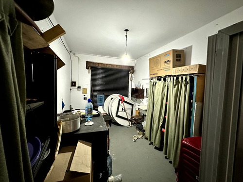 Casa Con Locales En Venta En Rafael Calzada