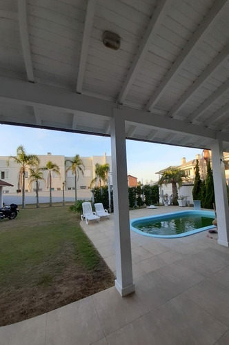 Imagem 1 de 30 de Casa À Venda Em Xangri-lá - Ca01283 - 68753657