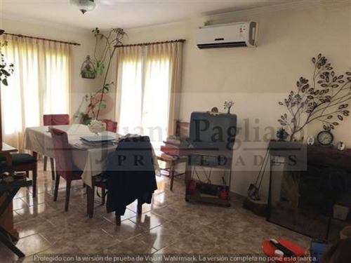 Imagen 5 de 5 de Casa Quinta En Venta. Zona La Rural