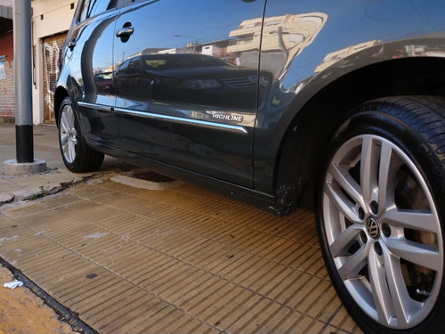 Volkswagen Fox Highline 1.6 Msi 16v Manual Con Caja De 6ta.