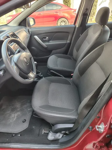 Renault Logan 1.6 Intens At