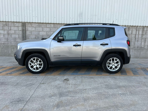 Jeep Renegade 1.8 Sport 4x2 At